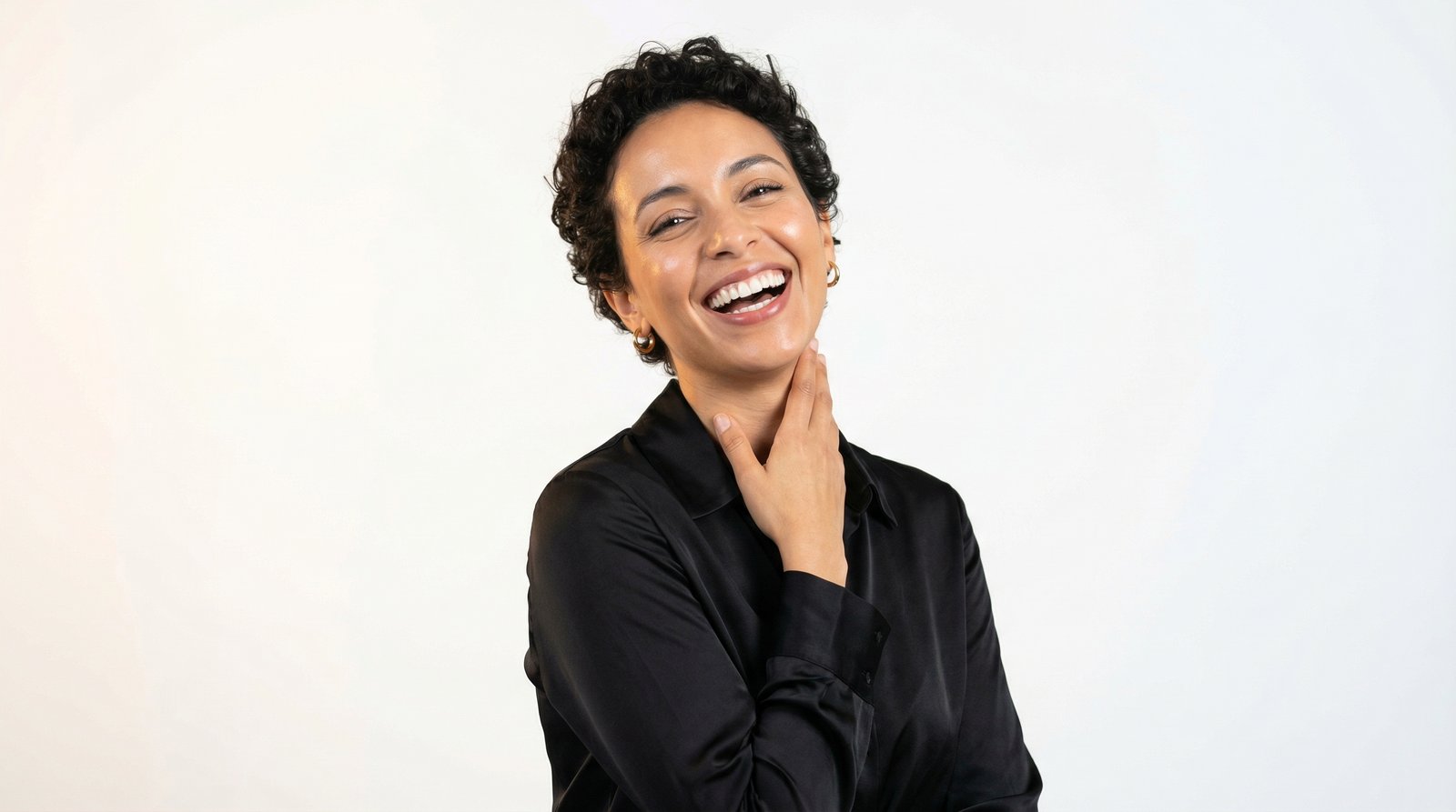 Patiente souriante au Centre Dentaire Dr Akallal Meryem casablanca, Casablanca